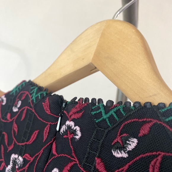 MONIQUE LHUlLLER | Vine Embroidered Velvet Bow Trim Dress - Picture 4 of 15